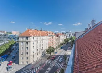 Prodej, Byt 3+1, 90 m2, s balkonem/terasou v každé místnosti, U Uranie, Praha - Holešovice