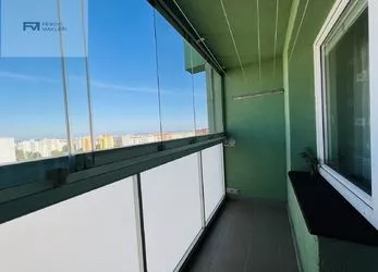 Prodej bytu 3+1 se zaskleným balkónem na ul. Výškovická konečná, Ostrava Výškovice