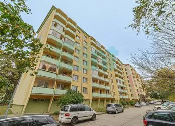 Prodej bytu 1+1 [41 m²] s balkónem, ulice Brandlova, Hodonín