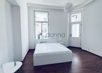 Pronájem bytu po rekonstrukci 2+kk/B, 44m², ul. Náměstí Bratří Synků, Praha 4 - Nusle, zařízený