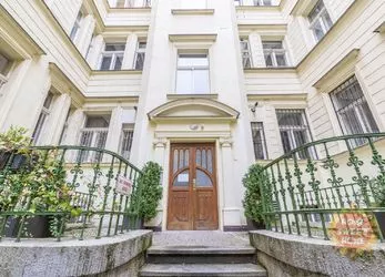 Praha, zařízený byt k pronájmu 3+1 (137 m2), ulice Betlémská, Staré Město