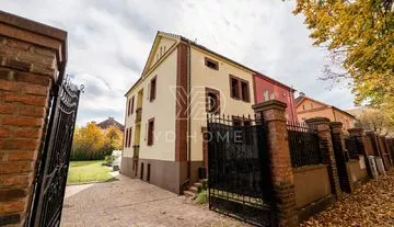 Prodej Domu 268m² Plzenecká