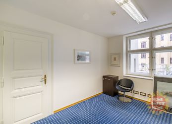 Reprezentativní kancelářské prostory k pronájmu (57m2), ulice Pařížská, Praha 1
