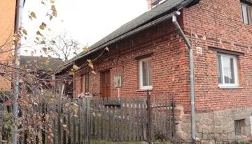 Prodej rodinného domu se stodolou a zahradou v Běhařově na Klatovsku