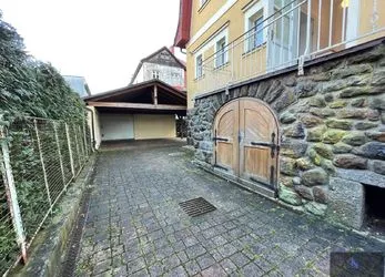Prodej reprezentativní prvorepublikové vily, ul. Myslbekova, Karlovy Vary - Tuhnice