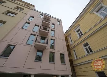 Praha 2, světlý byt 2+kk (46,70 m²) k pronájmu, balkon, luxusní lokalita- ulice Varšavská, Vinohrady