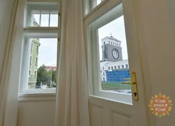 Praha, pronájem, moderní nezařízený byt 4+kk (123m2), balkón, klima, Nám. Jiřího z Poděbrad