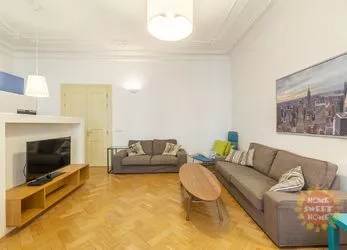 Světlý zařízený prostorný byt 3+kk k pronájmu, 108 m2, balkon, Praha 1- Nové Město, Soukenická ulice