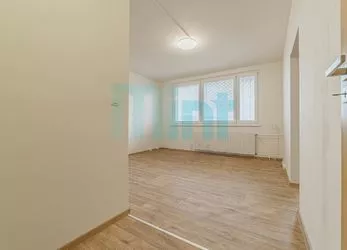 Pronájem bytu 1+1 [34 m²], ulice Vřesová, Hodonín
