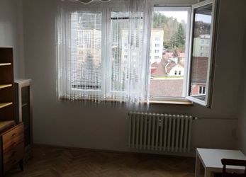 Pronájem, byt 2+1, 53 m2, Karlovy Vary