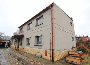 Prodej rodinného domu, 4+2, 160 m², pozemek 1150 m², Boční, Hradec Králové