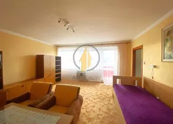 Prodej bytové jednotky 1+1 o výměře 47 m2 s lodžií v Jičíně