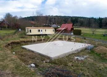 Prodej stavebního pozemku 2 184 m2 s projektem RD a platným SP, Jesenice - Boudy, okr. Příbram