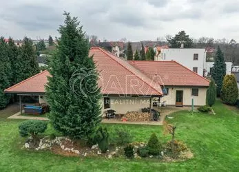 Prodej rodinného domu s dvojgaráží a zahradou, Ostrava Heřmanice