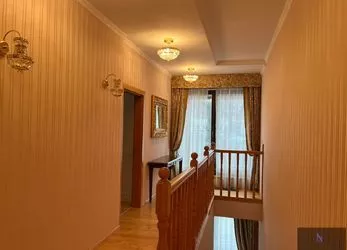 Pronájem bytu 4+kk, mezonet, ulice Libušina, Karlovy Vary