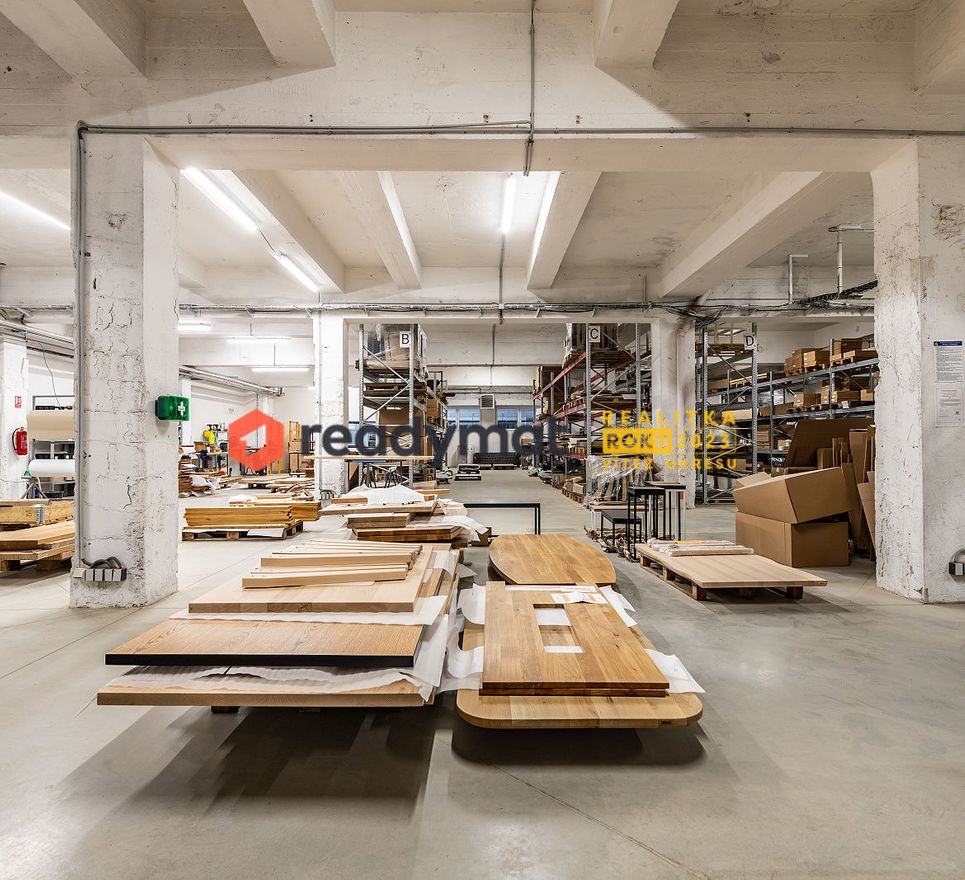 Pronájem, Skladové prostory v průmyslovém areálu, 950 m², Hodonín