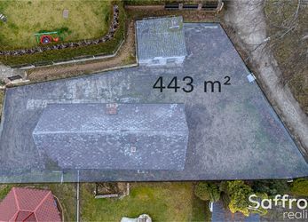 Prodej pozemku 443 m²