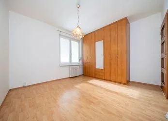 Prodej družstevního bytu 3+1 s lodžií, ul. Mariánskohorská, Moravská Ostrava