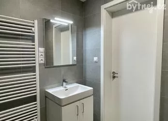 Podnájem bytu 1+kk, 38 m² - Hybešova, Staré Brno