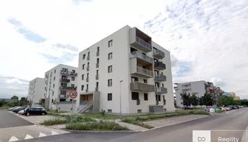 Prodej bytu 2+kk v novostavbě bytového domu s vlastním parkovacím místem , Poděbrady