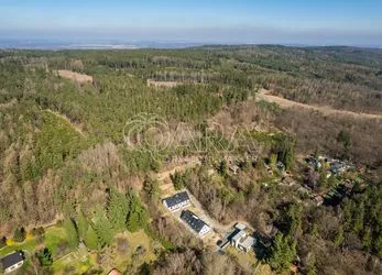 Prodej novostavby RD sousedící s rozsáhlým lesem na okraji Mníšku pod Brdy