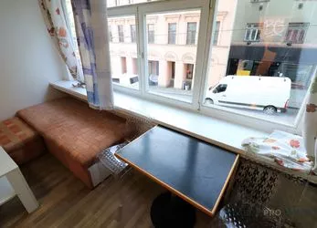 Pronájem zařízeného bytu 1+kk v Brně -  Staré Brno, ulice Pekařská