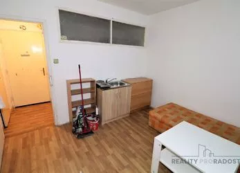 Pronájem zařízeného bytu 1+kk v Brně -  Staré Brno, ulice Pekařská