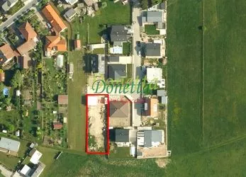 Prodej parcely k výstavbě RD, 818 m2, Hradec Králové - Slatina