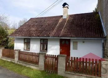 Ondřejovice u Janovic nad Úhlavou; chalupa (1+1; cca 35 m2) se stodolou a zahradou 604 m2
