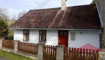 Ondřejovice u Janovic nad Úhlavou; chalupa (1+1; cca 35 m2) se stodolou a zahradou 604 m2