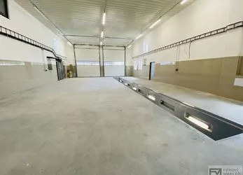 Pronájem skladových prostor o velikosti 2x 100 m2 v Chlebovicích Frýdek-Místek