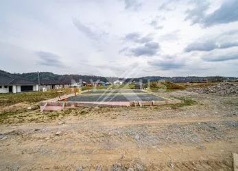 Prodej stavebního pozemku 1 089 m2 s projektem RD a platným SP, K Farářství, Kácov - okr. Kutná Hora