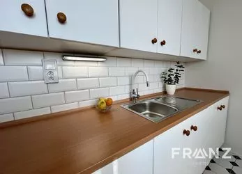 Pronájem bytu 3+1 72 m², Fischerova, Olomouc - Nové Sady