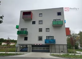 Pronájem bytu 1+kk s balkonem (29,2 m2) v novostavbě, ul. Vašíčkova, Kladno Rozdělov
