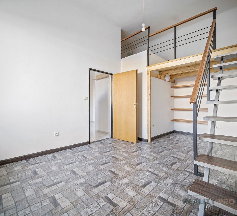 Pronájem bytu 1+1 40 m2 ul. v Ráji v Pardubicích, byt 1+1 40 m2 Pardubice