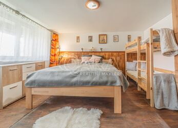 Prodej chalupy se stodolou a pozemkem 245 m2 v obci Nepřejov - Dolní Hbity, okres Příbram