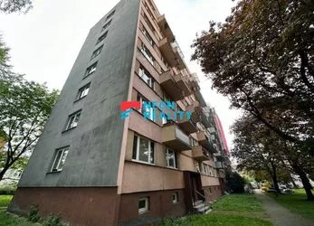 Pronájem hezkého, rekonstruovaného bytu 3+1 v samém centru Frýdku-Místku, ul. Politických obětí
