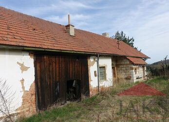 Drahkov u Blovic; rodinný dům ke kompletní rekonstrukci