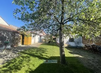 Prodej dvou rodinných domů se zahradou, Stará Břeclav