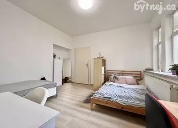 Podnájem prostorného bytu 5+1, 145 m² - Karolíny Světlé, Olomouc