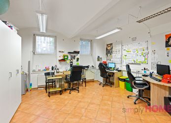 Prodej kancelářské prostory, 170m2, ul.Tyršova, Praha 2