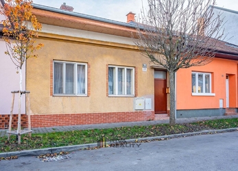 Prodej rodinného domu 6+kk, pozemek 172 m2, Brno