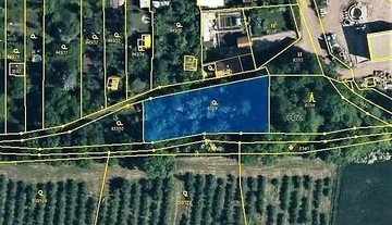 Prodej stavebního pozemku na zahradní domek 40m2, se studnou ve Slaném; stavební místo ve Slaný