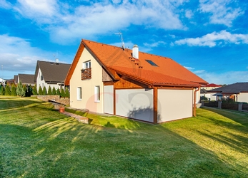 Prodej rodinného domu 183m2, pozemek 809m2, Plzeň - Všeruby