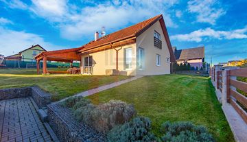 Prodej rodinného domu 183m2, pozemek 809m2, Plzeň - Všeruby