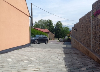RD 3+1 s garáží a dílnou, Moravský Krumlov-Polánka
